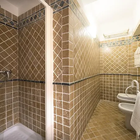 Romantic Lagoon - Canal View Apartment *