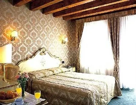 Gorizia A La Valigia 3* Wenecja