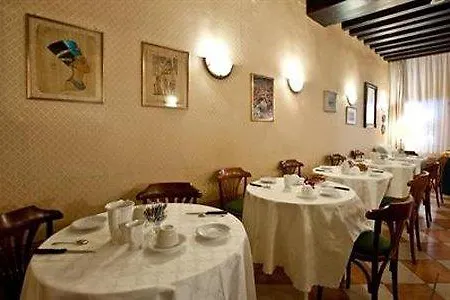 Florida Hotel