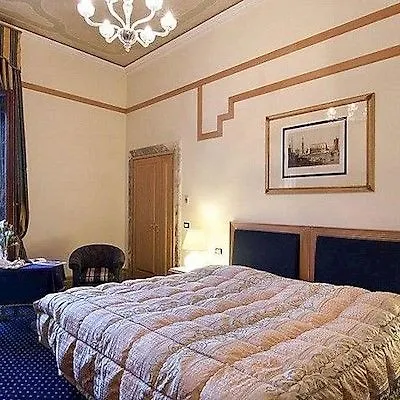 フォスカリ パレス 4* ヴェネツィア