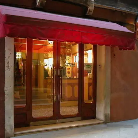 Hotel Gorizia A La Valigia 3*