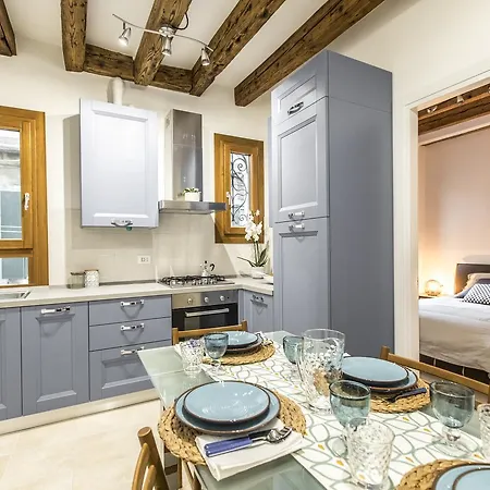 Ca Rezzonico R&r Apartment *