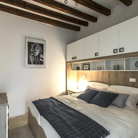 Ca Rezzonico R&r Apartment Venice