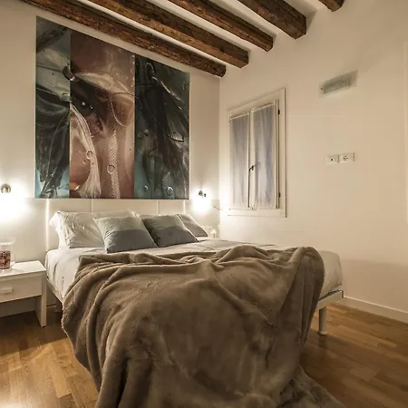 Appartamento Arsenale Design R&r *