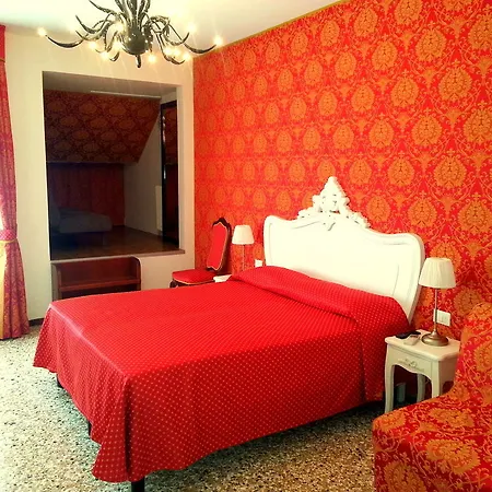 Casa Dolce Hotel 3*