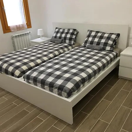 Apartment Ca' Lucia *
