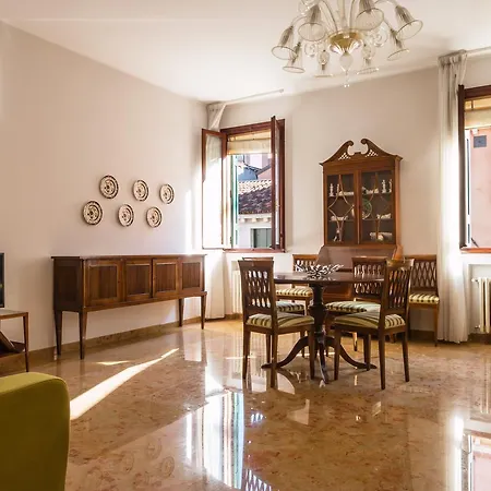 Apartamento Rialto Bridge Large Venetian Style With Lift *