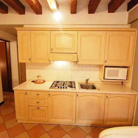 Locazione Turistica Sotoportego Delle Colonne Apartment Venice
