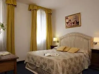Palazzo Rosa Bed and breakfast 3*