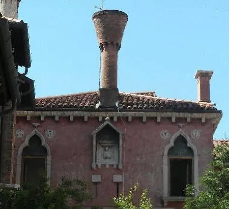 Ca' Della Corte 2*