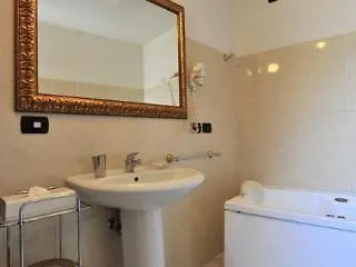 Torre Apartment *