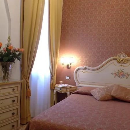 Apostoli Palace Bed & Breakfast 3*