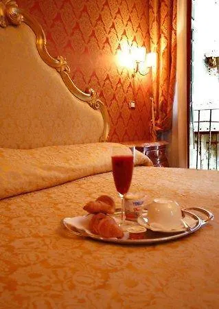 Residenza San Maurizio Guest house 3*