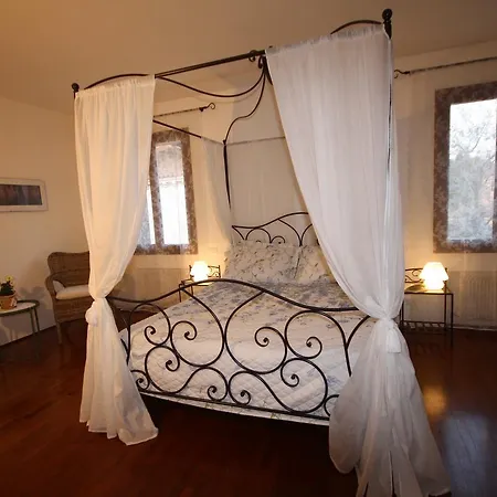 Bed & Breakfast Vista Sul Canal Grande 2*