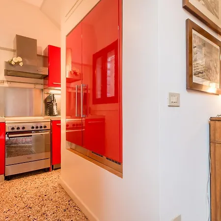 Ca' Barbo Romantic Apartment *