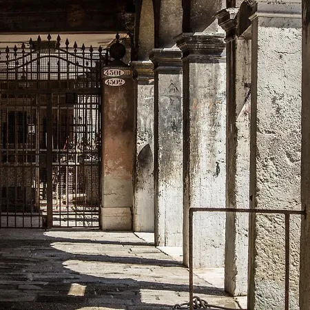 Ca' Orfeo Bed & Breakfast