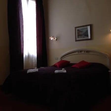 Hotel Casa Linger Venice