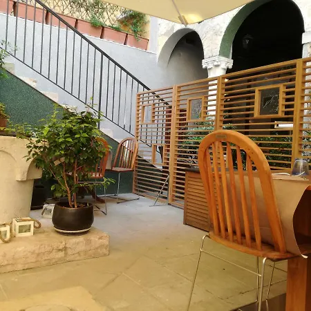 La Corte Bed & Breakfast