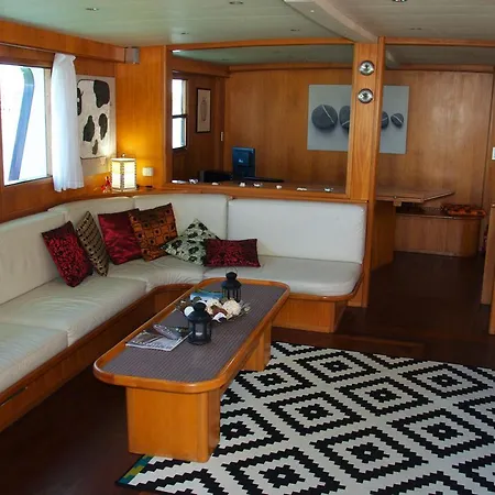 Yacht Fortebraccio