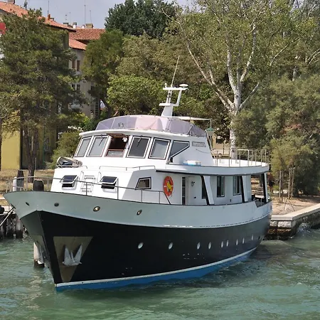Yacht Fortebraccio Venedig