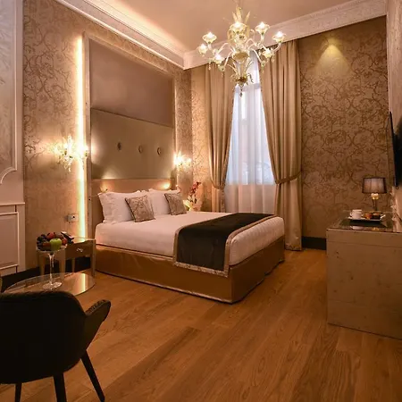 Santa Croce Boutique Otel 4*