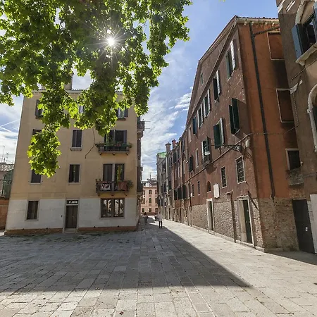 Accademia Opera Deluxe By Wonderful Italy Apartment Venice
