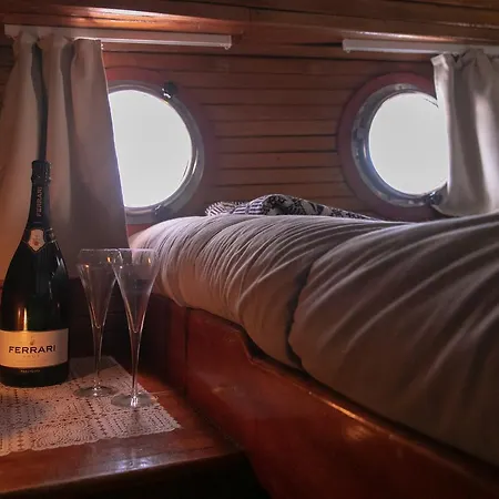 Boat San Marco 船屋