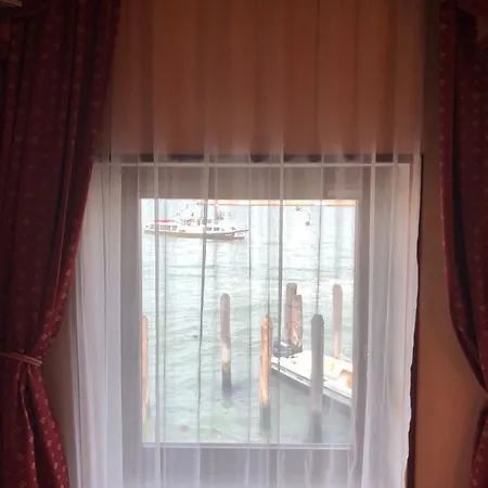 Vecellio On The Lagoon Hotel Venice