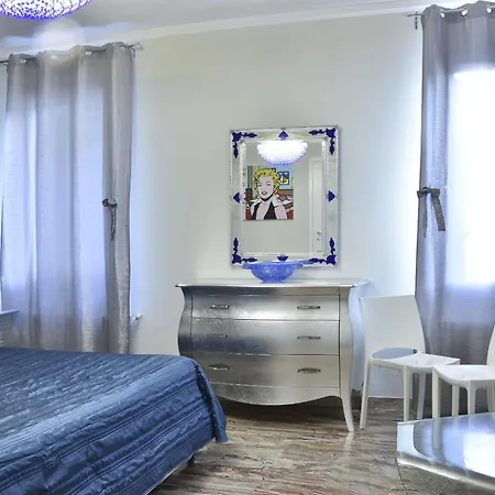 Ca' Del Cinema Bed & Breakfast 3*