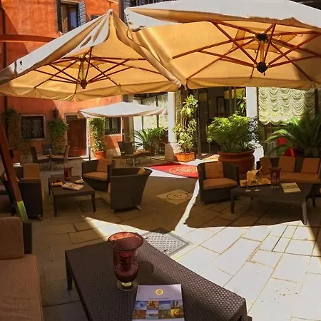 Liassidi Palace Hotel 4*