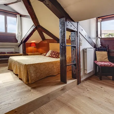 Ca' Badoer Attic Apartment Venice