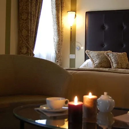 Le Isole Hotel 3*