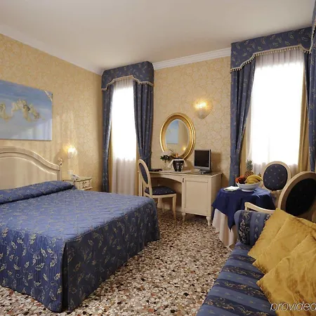 Ca' Formenta Otel 3*