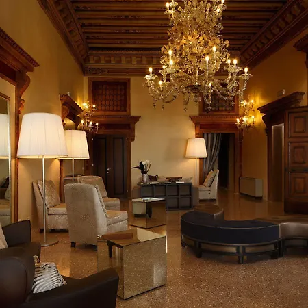 Arcadia Boutique Hotel 3*