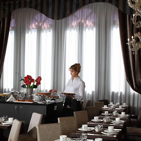 Arcadia Boutique 3*