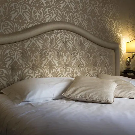 Hotel Ca' D'oro - Wenice Deep Culture