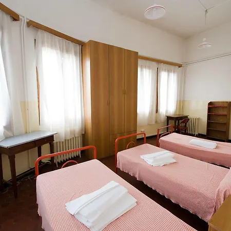 Hostel Domus Civica Venice