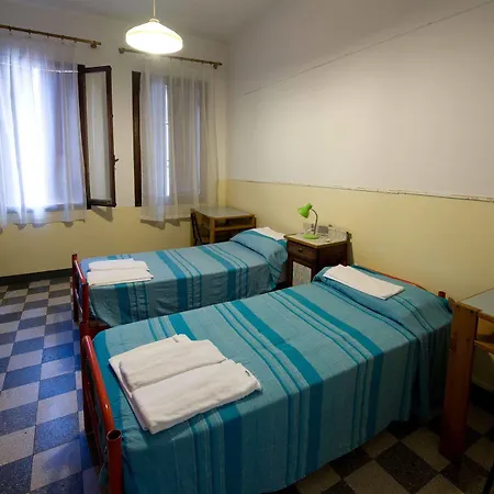 Domus Civica Hostel *
