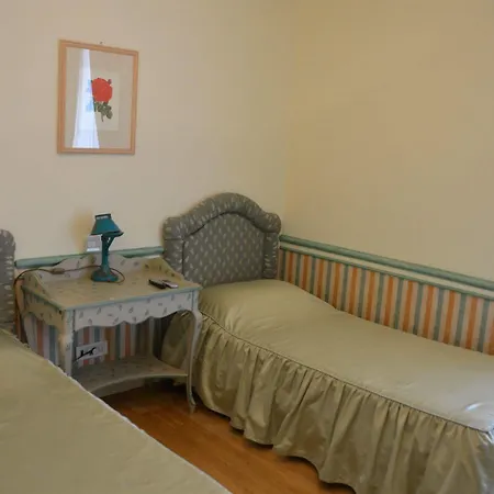 Laguna Apartment