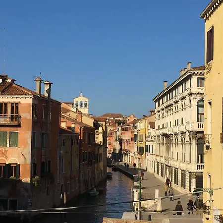 3749 Pontechiodo Bed & Breakfast 3*