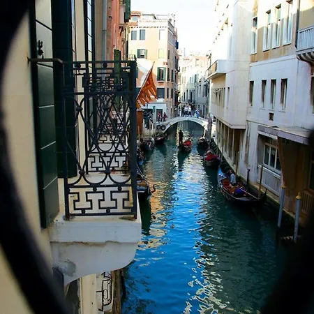Corte Barozzi 2* Venedig
