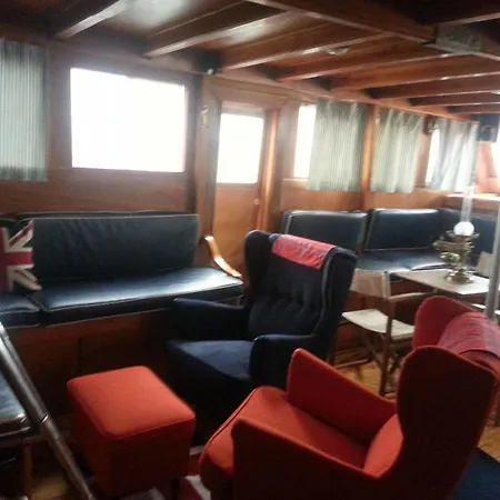 Venezia Boat & Breakfast Caicco Freedom