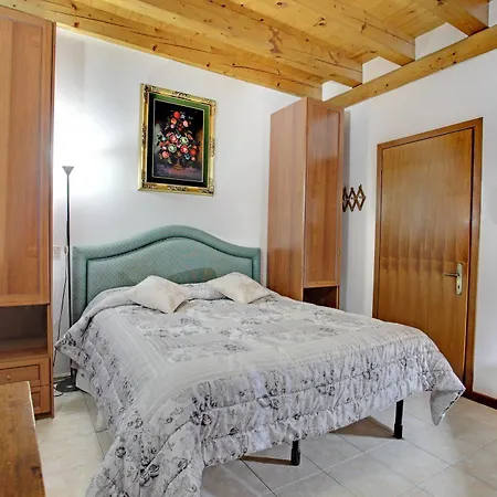 Delle Acque Bed & Breakfast 2*