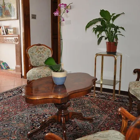 Guest house Ca' Bragadin E Carabba 3*