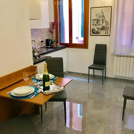 Sole - Sun 1397 Holiday home Venice