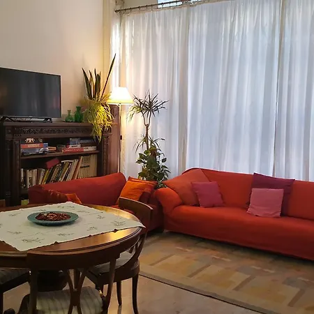 Domus Civica Hostel *