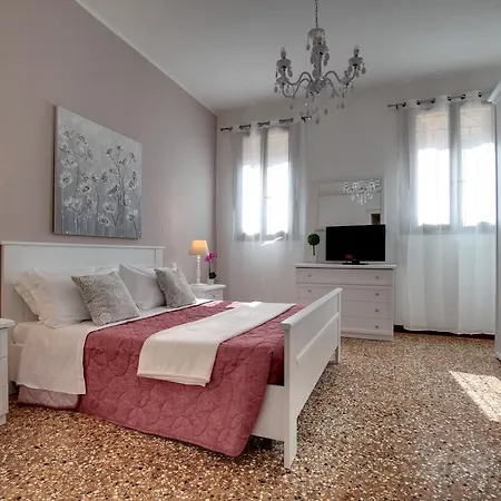 Accademia Opera Deluxe By Wonderful Italy Apartment *