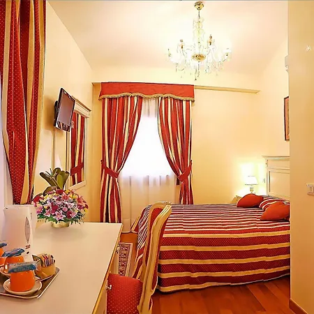 Hotel San Luca 3*