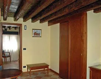 Alloggi Marinella 3*