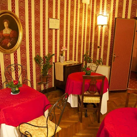 Ca' Morosini 1 & 2 2* Venice